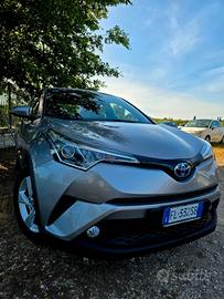 Toyota C-HR 1.8 Hybrid E-CVT Active