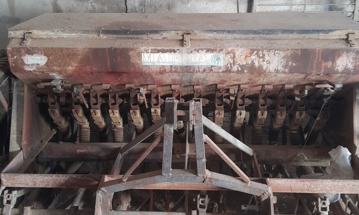 Seminatrice agricola