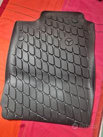 tappeto in gomma Metrcedes gle 2024 