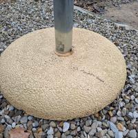 porta ombrellone cemento 