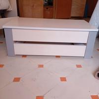 Cassettiera interna/esterna.