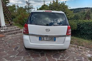 opel zafira a metano 