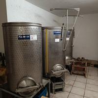 contenitori acciaio inox 800 litri...500 litri 