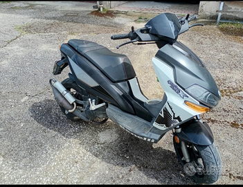 Scuter benelli