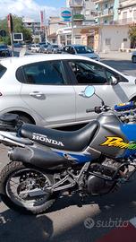 Honda Dominator 650 anno 1996 2600 Euro