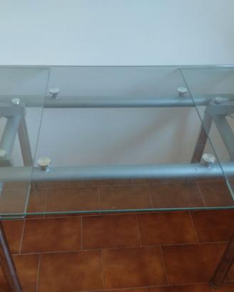 Tavolo in vetro