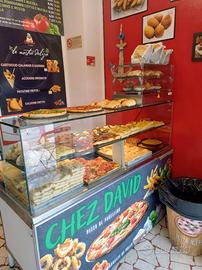 Pizzeria/friggitoria sul mare