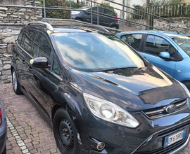 Ford Grand Cmax 7posti