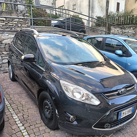 Ford Grand Cmax 7posti