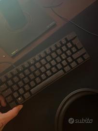 Razer huntsman mini e logitech502 x