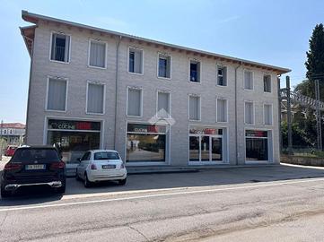 UFFICIO A MONTEBELLUNA