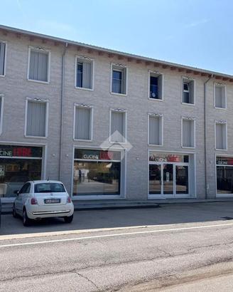 UFFICIO A MONTEBELLUNA