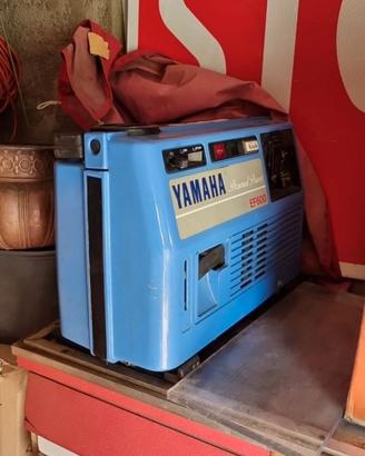 Generatore Yamaha Personal Power EF600