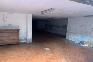 Garage , box o magazzino 180 mq a colorno