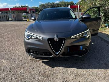 Alfa Romeo Stelvio 2.2 Q4 210CV