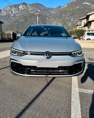Golf 8 2.0 TDI 150cv  DSG SCR R-Line