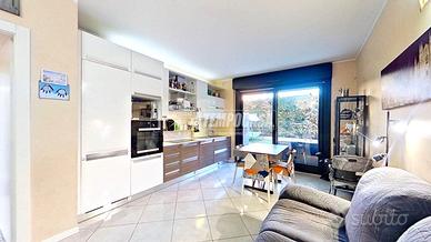 SPLENDIDO TRILOCALE CON DOPPIO GIARDINO E DOPPI SE