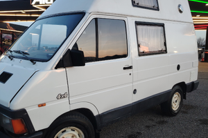 Camper puro 4x4 con aria condizionata in cabina