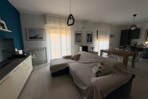 Appartamento con openspace 3 camere 2 bagni