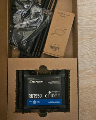 Teltonika Rut950