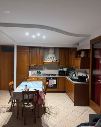 Cucina legno massiccio