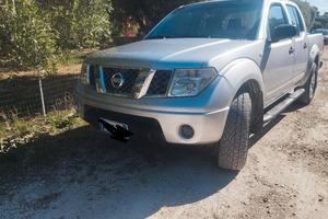 Nissan navarra