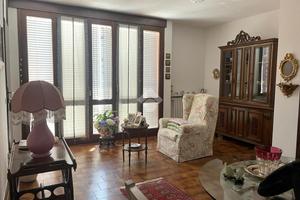 3 LOCALI A UGGIATE-TREVANO