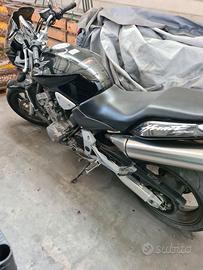 Honda hornet 900