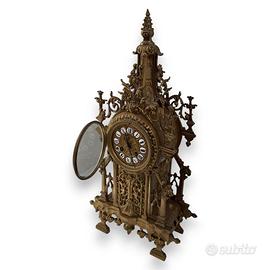 OROLOGIO DA TAVOLO MECCANICO BAROCCO IN OTTONE