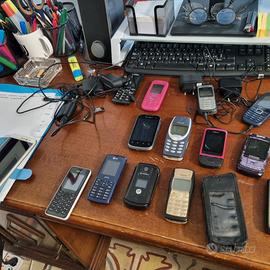 Stock telefoni vintage 34 pz