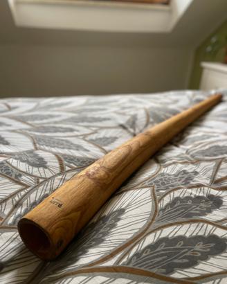 Didgeridoo in Teak