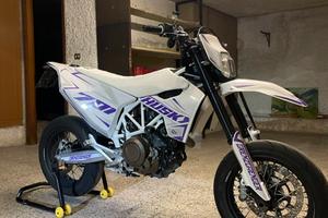 Husqvarna 701 2017 A2 depo a libretto