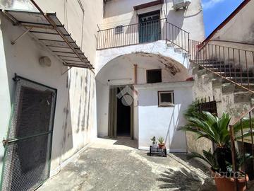 CASA INDIPENDENTE A SANTA MARIA A VICO