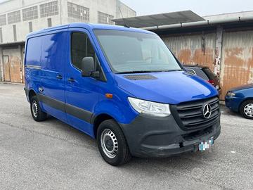 MERCEDES-BENZ Sprinter F32/33 311 CDI FWD TN Fur