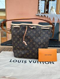 Borsa Louis Vuitton Petit Noe