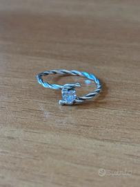 Anello intrecciato cuore