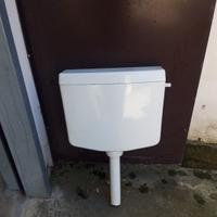 Cassetta di scarico wc.