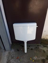 Cassetta di scarico wc.