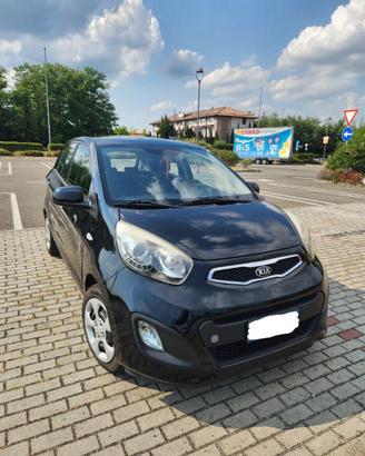 Kia Picanto 1.0 benzina 2014 – 103.000 km