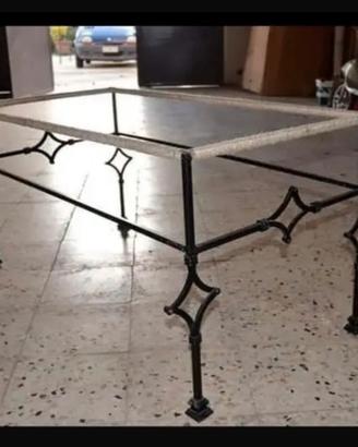 Tavolino in ferro battuto