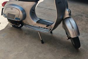 Vespa 125 et3