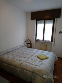 Camera singol con letto matrimoniale