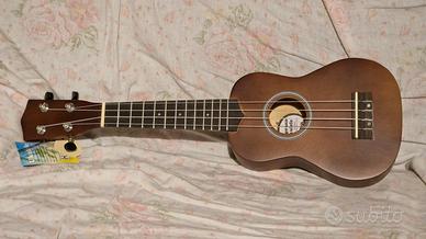 Ukulele CASCHA