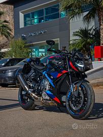 Bmw m 1000 r - 2023