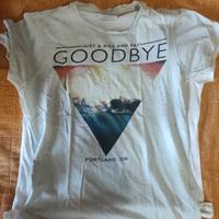 T-shirt “Just a kiss and say goodbye – Portland” t