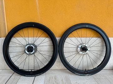 Ruote Giant SLR 1 da 42 carbonio