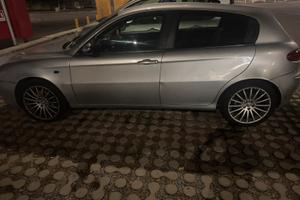 Alfa 147