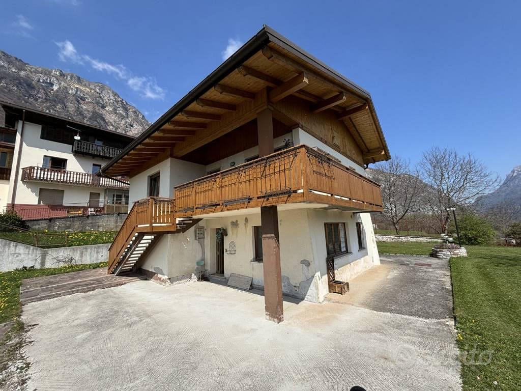 Casa – Longarone, Podenzoi - Vista 2