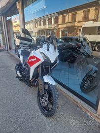 Moto Morini X-Cape 649 bianca cerchi in lega