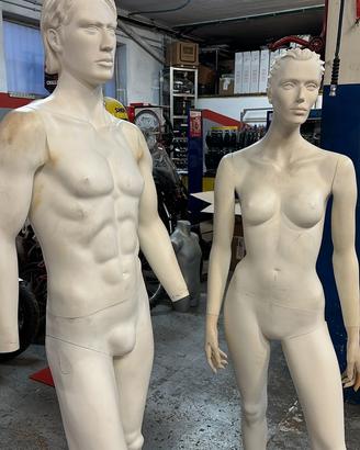 Manichini uomo donna